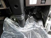 三菱ふそうキャンター平ボディ小型（2t・3t）[写真05]