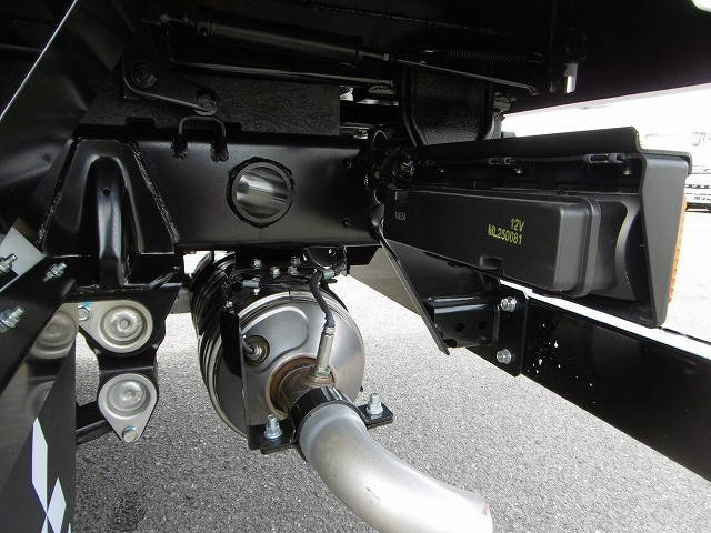 三菱ふそうキャンターダンプ小型（2t・3t）[写真20]
