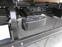 三菱ふそうキャンター平ボディ小型（2t・3t）[写真23]