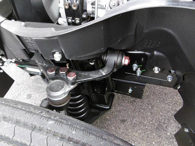 三菱ふそうキャンター平ボディ小型（2t・3t）[写真25]