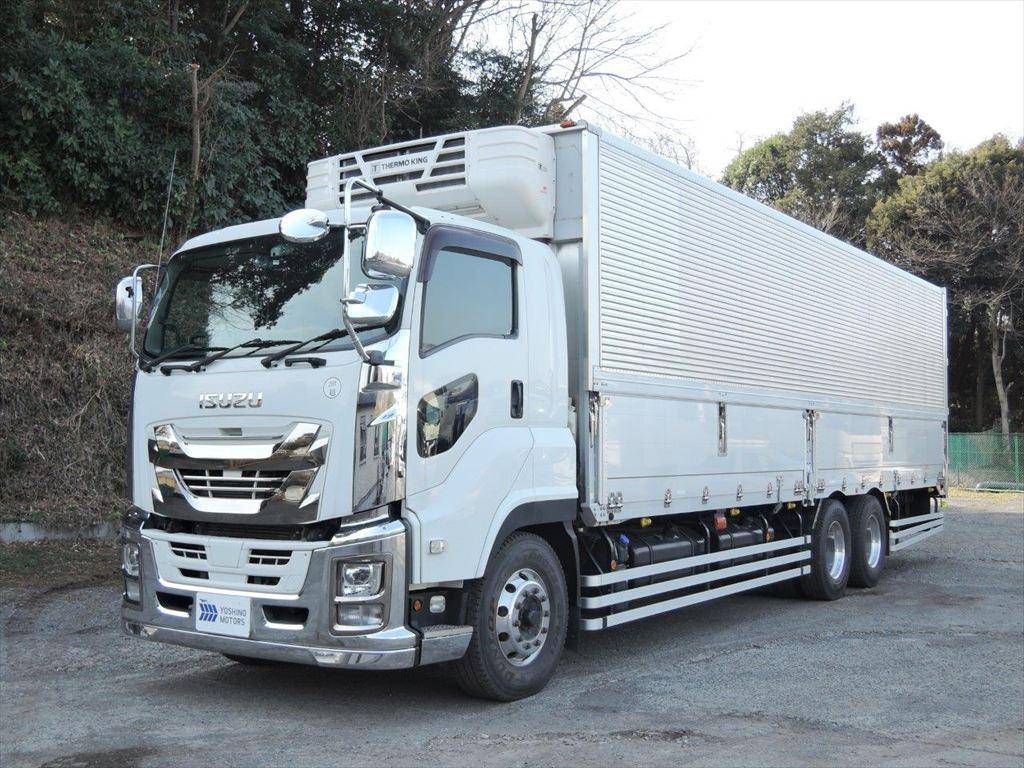 いすゞギガ冷蔵冷凍ウイング大型（10t）2PG-CYL77C [写真01]