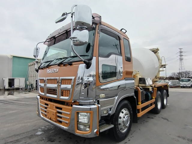 いすゞギガミキサー車（コンクリートミキサー）大型（10t）[写真03]