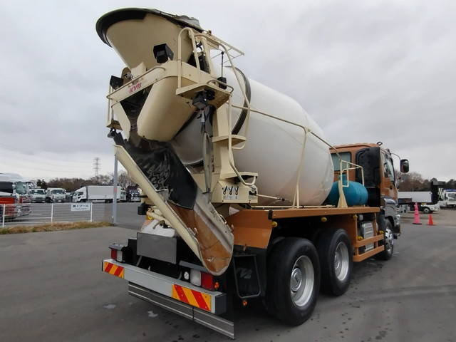 いすゞギガミキサー車（コンクリートミキサー）大型（10t）[写真04]