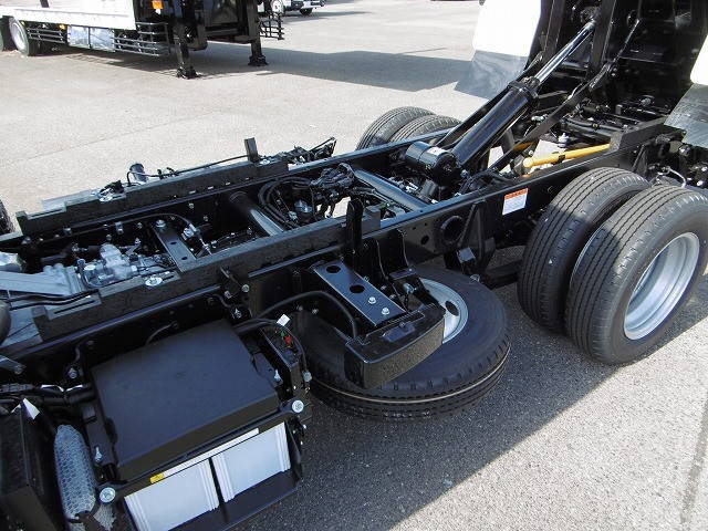 三菱ふそうキャンターダンプ小型（2t・3t）[写真24]