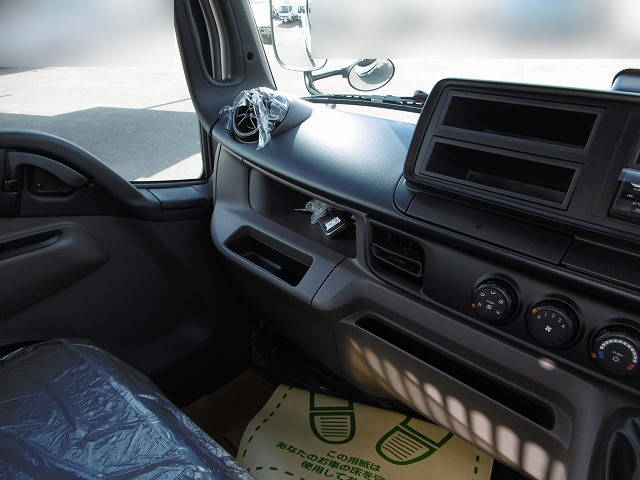 三菱ふそうキャンターダンプ小型（2t・3t）[写真07]