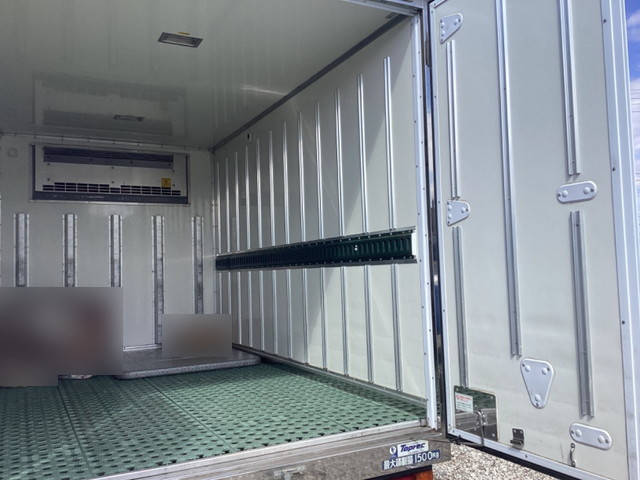 三菱ふそうキャンターガッツ冷凍車（冷蔵車）小型（2t・3t）[写真13]