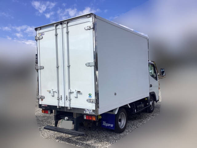 三菱ふそうキャンターガッツ冷凍車（冷蔵車）小型（2t・3t）[写真02]