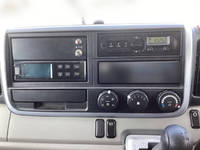 三菱ふそうキャンターガッツ冷凍車（冷蔵車）小型（2t・3t）[写真29]