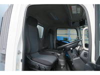 日野レンジャー冷凍車（冷蔵車）中型（4t）[写真12]