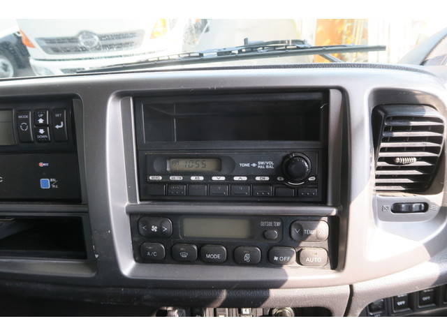 日野レンジャー冷凍車（冷蔵車）中型（4t）[写真15]