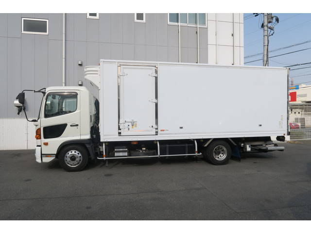 日野レンジャー冷凍車（冷蔵車）中型（4t）[写真04]