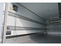 日野レンジャー冷凍車（冷蔵車）中型（4t）[写真09]