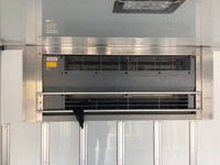 いすゞエルフ冷凍車（冷蔵車）小型（2t・3t）[写真13]