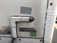 いすゞエルフ冷凍車（冷蔵車）小型（2t・3t）[写真15]