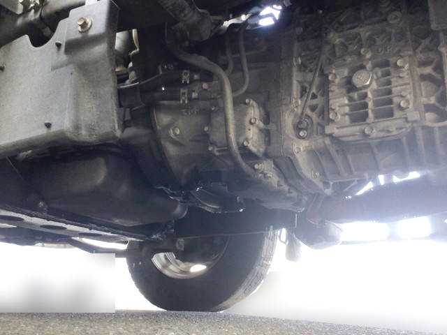 いすゞエルフ冷凍車（冷蔵車）小型（2t・3t）[写真17]