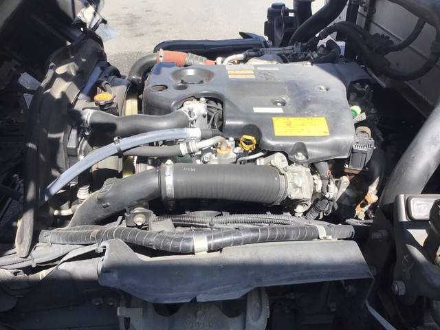 いすゞエルフ冷凍車（冷蔵車）小型（2t・3t）[写真20]