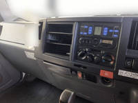 いすゞエルフ冷凍車（冷蔵車）小型（2t・3t）[写真27]