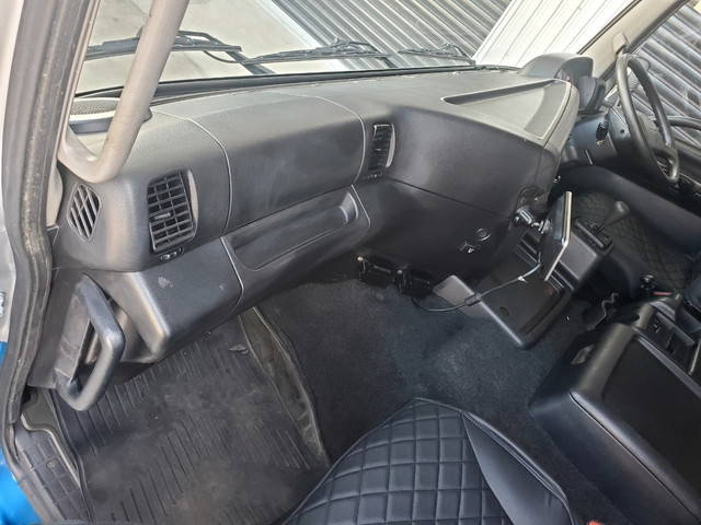 日野プロフィアセルフクレーン4段大型（10t）[写真15]