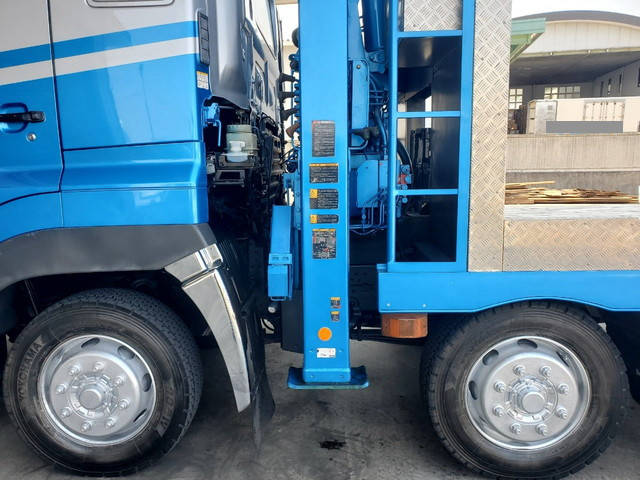 日野プロフィアセルフクレーン4段大型（10t）[写真24]