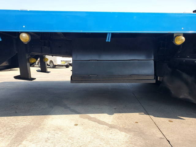 日野プロフィアセルフクレーン4段大型（10t）[写真25]