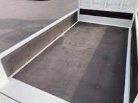 トヨタトヨエース平ボディ小型（2t・3t）[写真19]