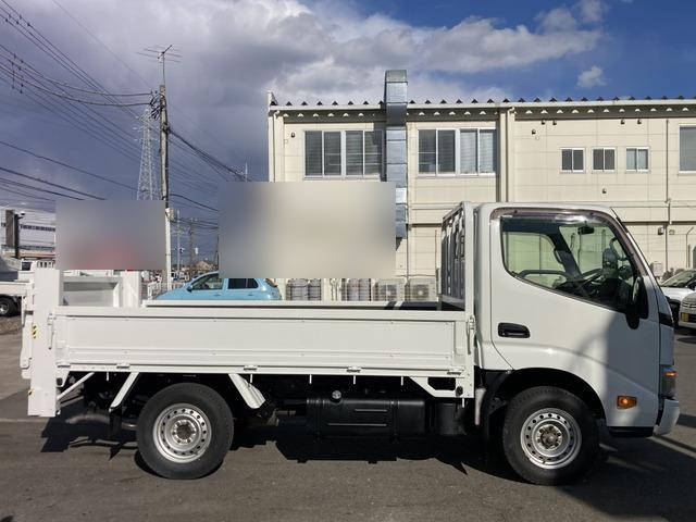 トヨタトヨエース平ボディ小型（2t・3t）[写真05]