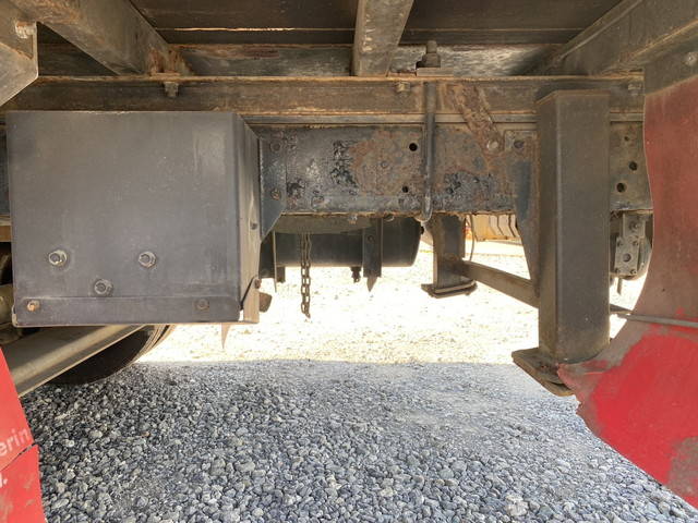 三菱ふそうキャンターセルフクレーン4段小型（2t・3t）[写真14]