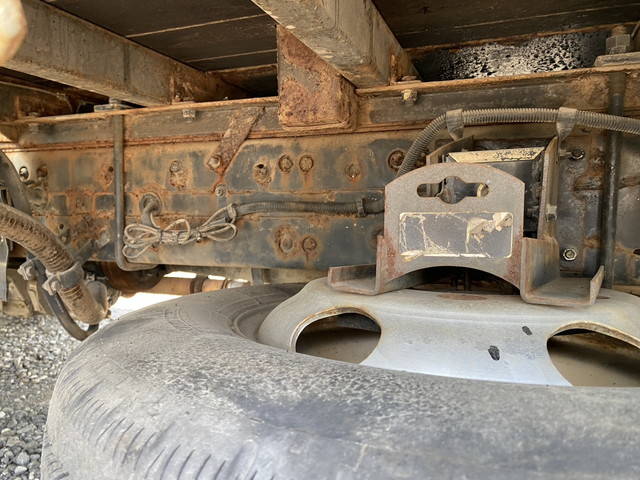 三菱ふそうキャンターセルフクレーン4段小型（2t・3t）[写真15]