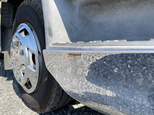 三菱ふそうキャンターセルフクレーン4段小型（2t・3t）[写真34]