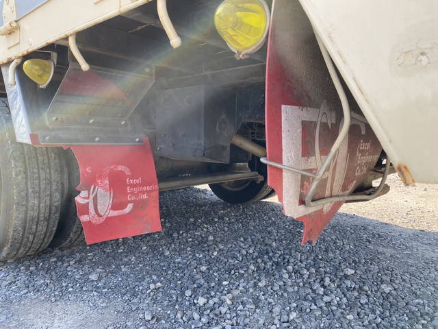 三菱ふそうキャンターセルフクレーン4段小型（2t・3t）[写真36]