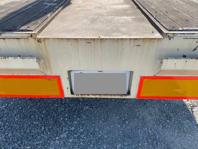 三菱ふそうキャンターセルフクレーン4段小型（2t・3t）[写真37]