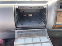 三菱ふそうキャンターセルフクレーン4段小型（2t・3t）[写真40]