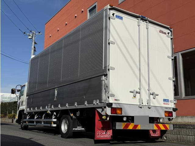 いすゞフォワードアルミウイング中型（4t）[写真02]