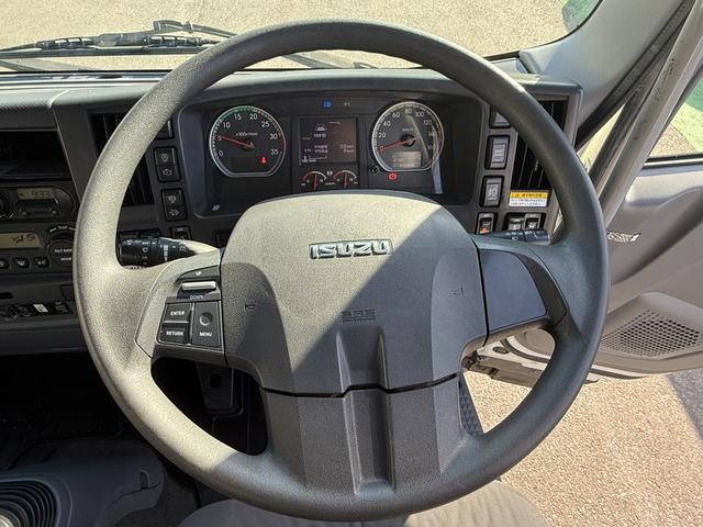 いすゞフォワードアルミウイング中型（4t）[写真29]