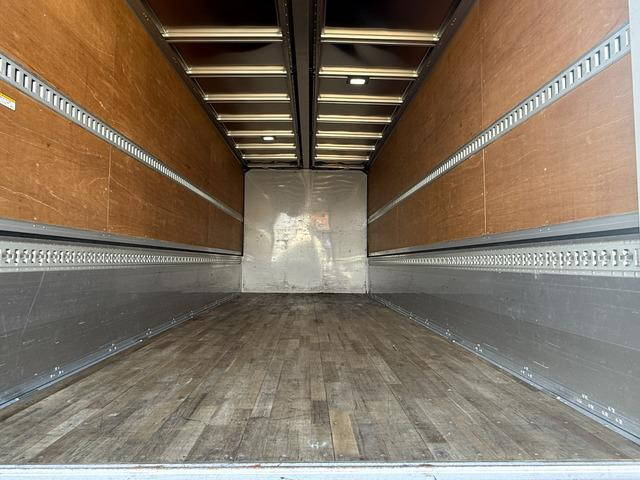 いすゞフォワードアルミウイング中型（4t）[写真03]