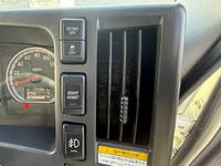 いすゞフォワードアルミウイング中型（4t）[写真32]