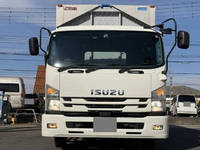 いすゞフォワードアルミウイング中型（4t）[写真06]