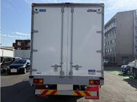 いすゞフォワードアルミウイング中型（4t）[写真08]