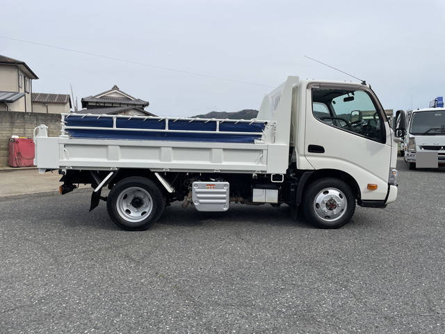 日野デュトロダンプ小型（2t・3t）[写真06]