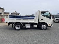 日野デュトロダンプ小型（2t・3t）[写真06]