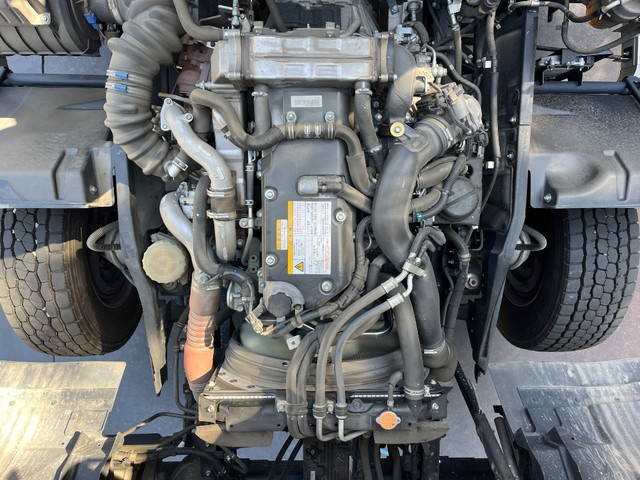 いすゞフォワードクレーン4段増トン（6t・8t）[写真26]