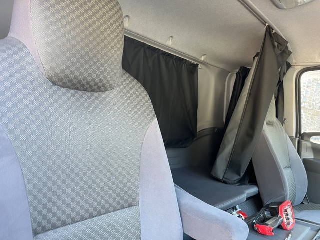 いすゞフォワードクレーン4段増トン（6t・8t）[写真27]