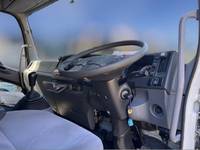 いすゞフォワードクレーン4段増トン（6t・8t）[写真28]