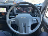 いすゞフォワードクレーン4段増トン（6t・8t）[写真30]