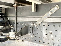 いすゞエルフパネルバン小型（2t・3t）[写真31]