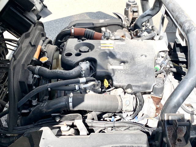 いすゞエルフパネルバン小型（2t・3t）[写真32]