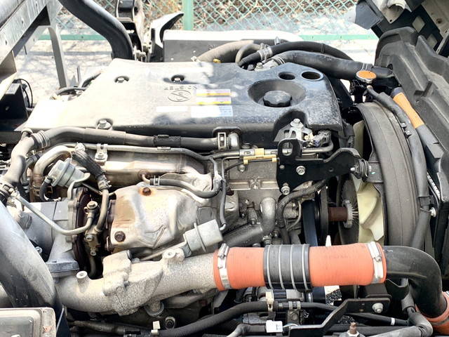 いすゞエルフパネルバン小型（2t・3t）[写真33]