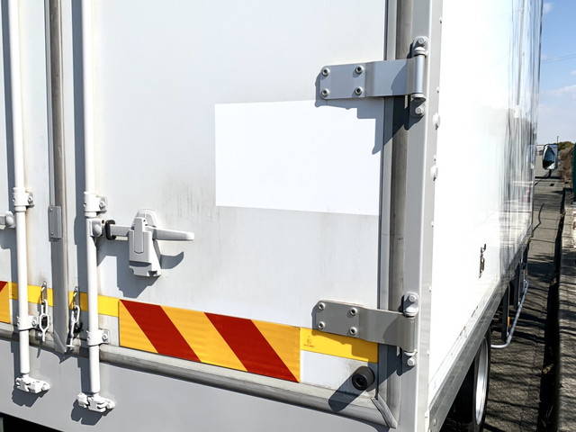 いすゞエルフパネルバン小型（2t・3t）[写真39]