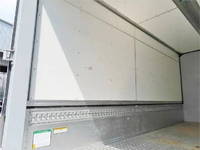 いすゞエルフアルミウイング小型（2t・3t）[写真24]