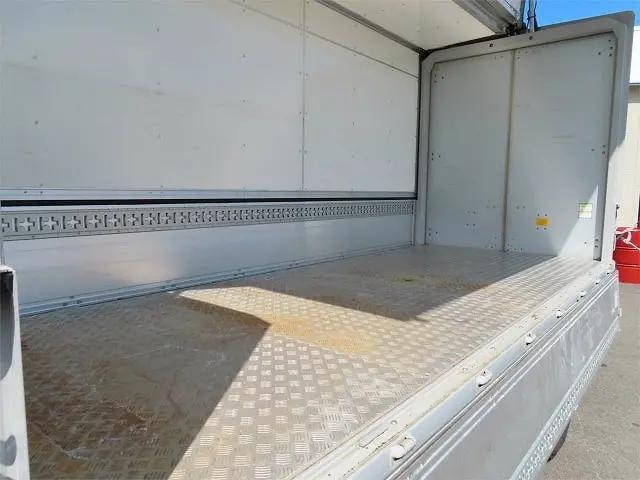 いすゞエルフアルミウイング小型（2t・3t）[写真26]